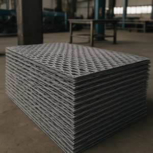 Лист ПВЛ нержавеющий 2х1000х2000 мм AISI 201 в наличии в Самаре